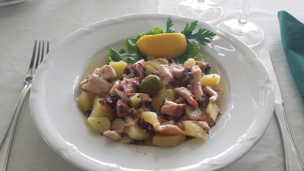Guesthouse Palombaro Umag 3*, Kmeti Croatia