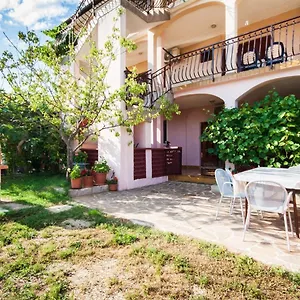 3* Penzion Dara
